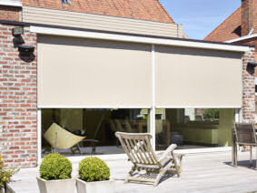 store toile électrique toile clair avec coffre aluminium